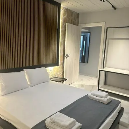 Apartament Letsios Steel3 *